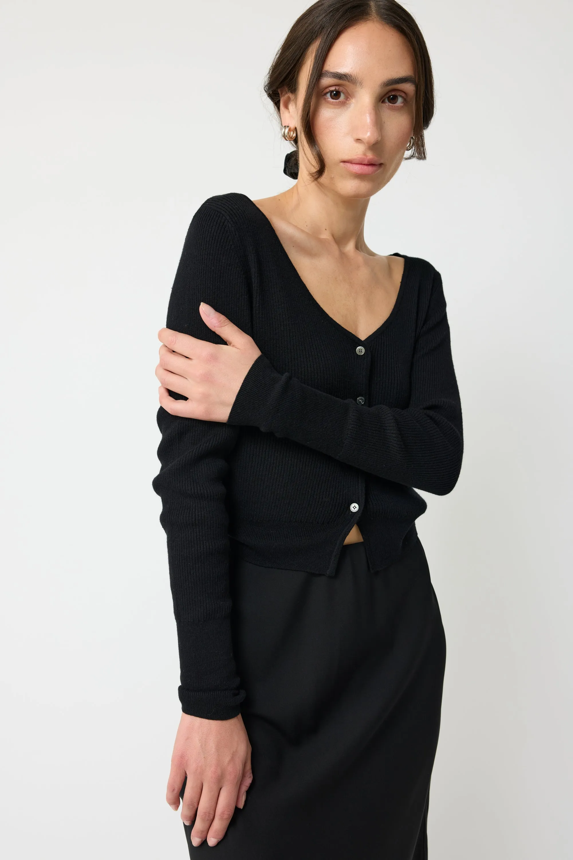 Cropped V Neck Cardigan