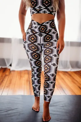 DEL RIO FULL PRINT CROSSOVER LEGGINGS