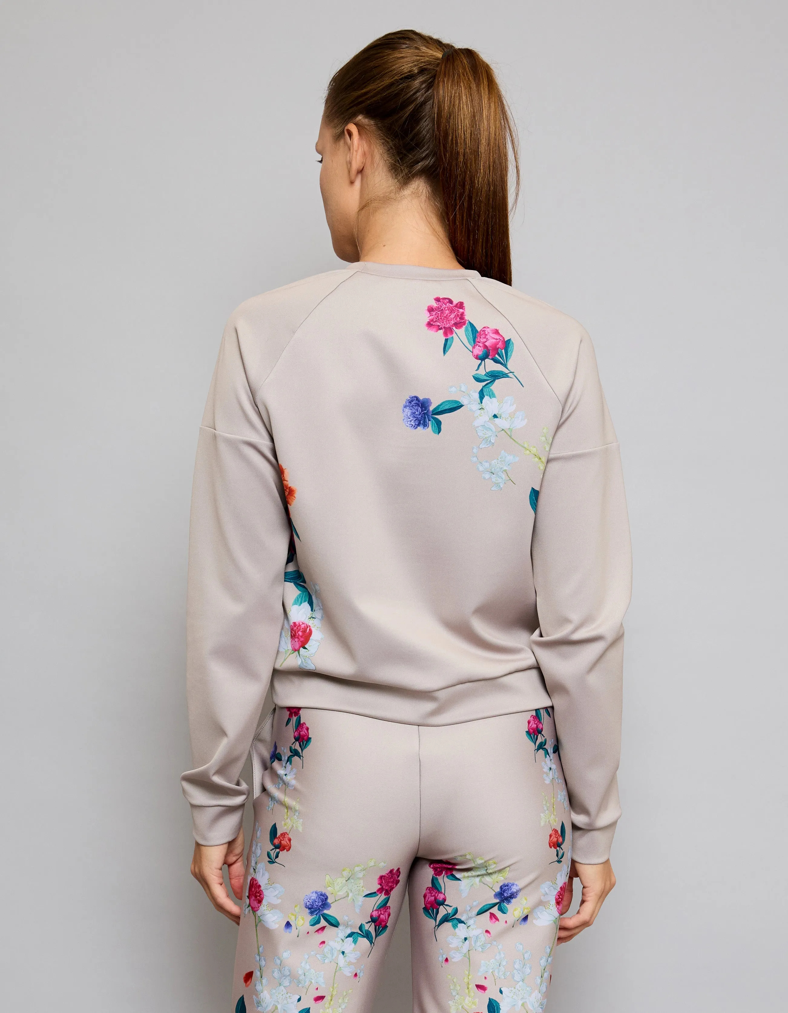 FLEURS FORCE PULLOVER TOP