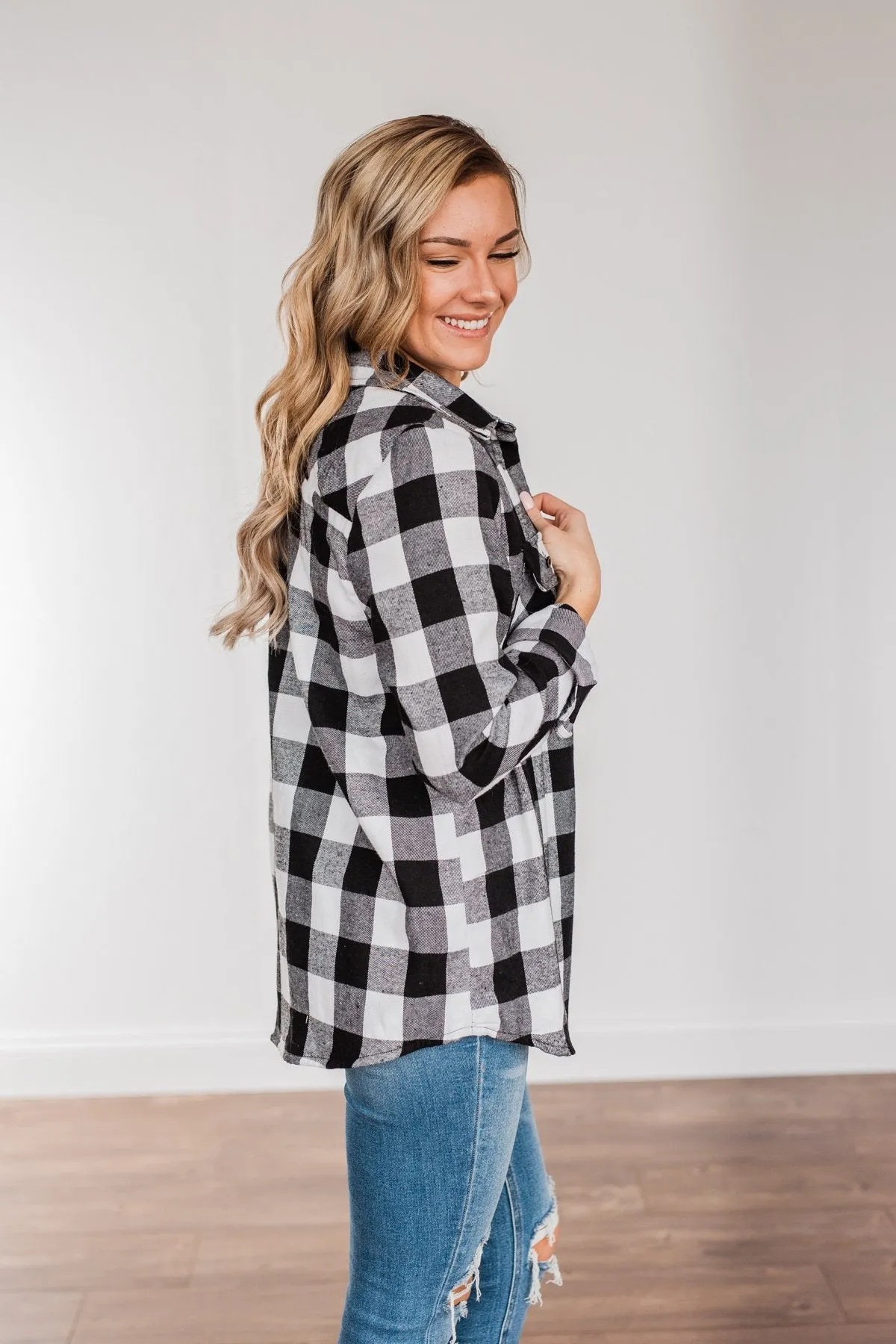 Holiday Wishes Plaid Button Down- Black & Ivory