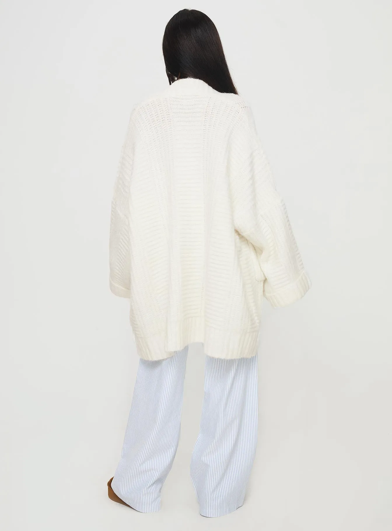 Paisleigh Cable Knit Cardigan Cream