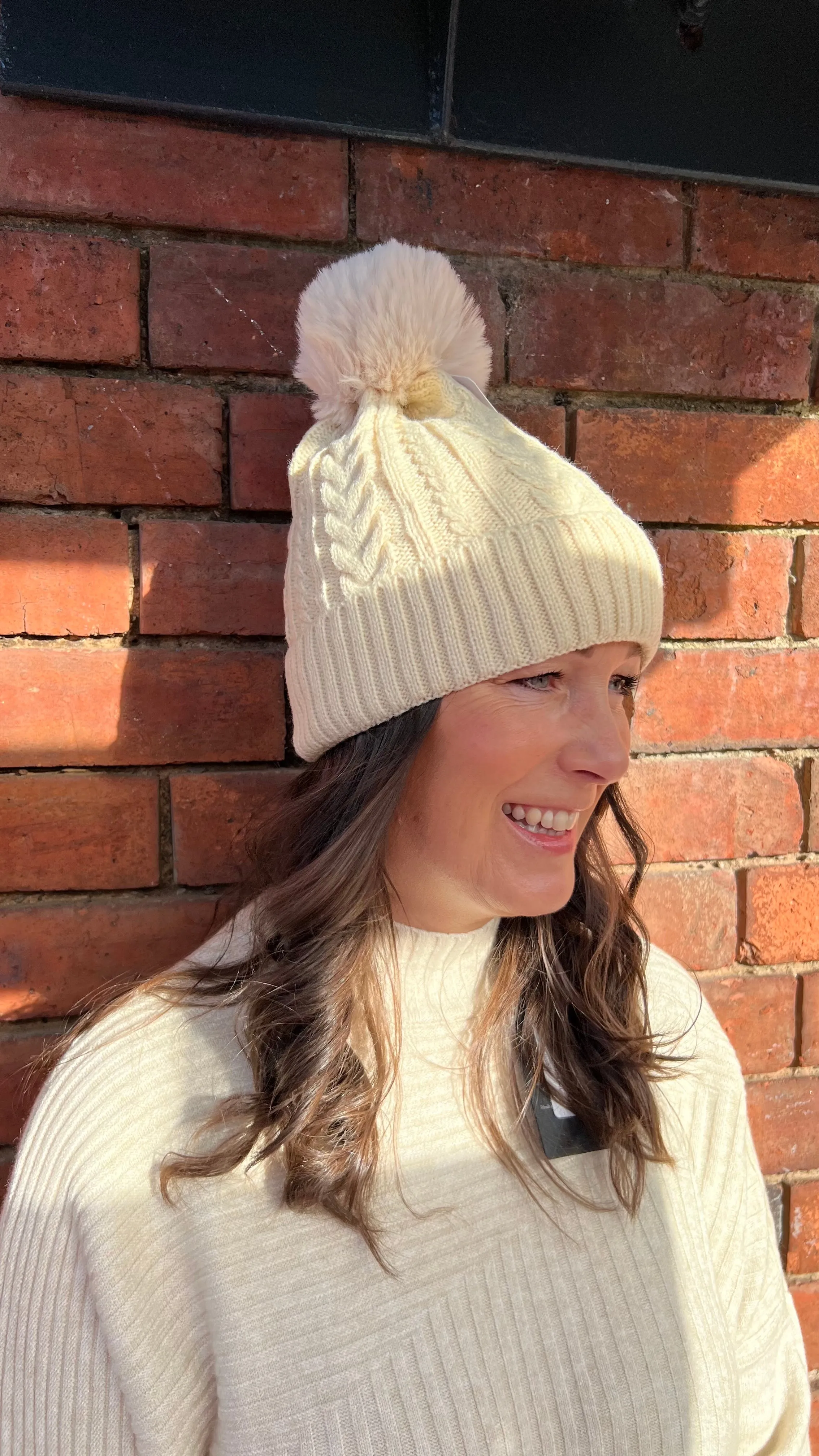 Ribbed Small Cable Knit Bobble Hat