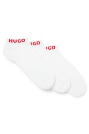 Three-pack of ankle socks with logo cuffs