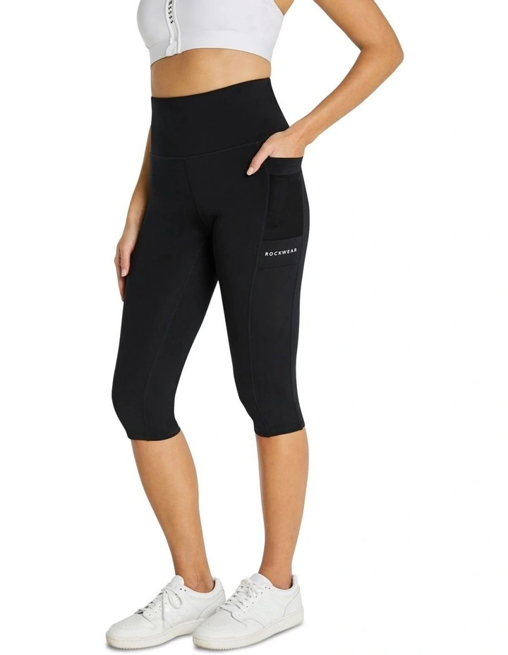 Velocity Pocket 3/4 Tights in Black